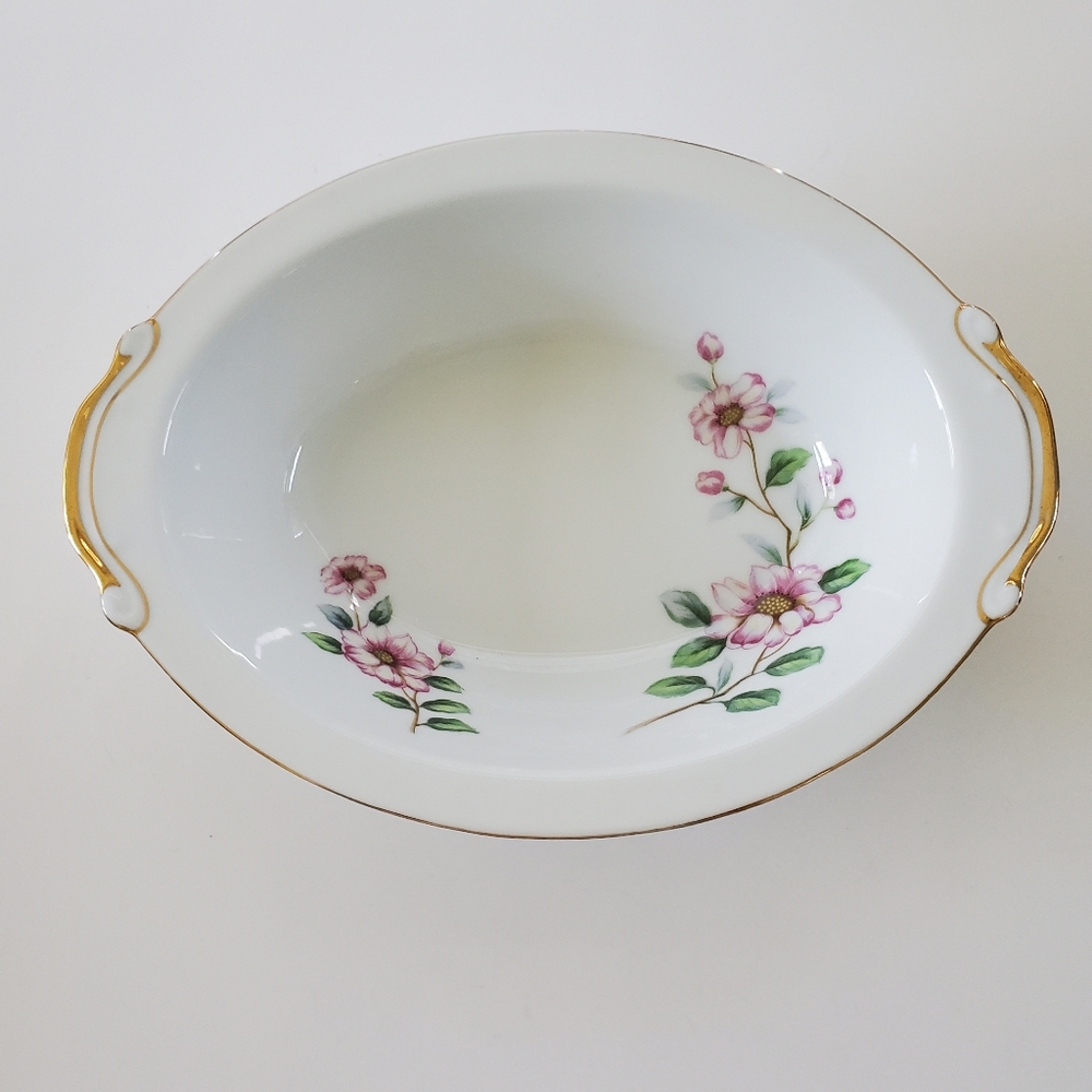 Seyei Fine China* SAZANQUA CAMELLIA 10 1/2" oval serving Bowl.